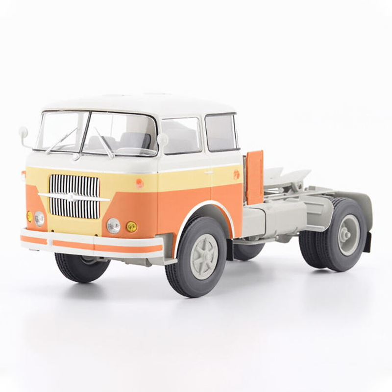 Vintage Collectible Trucks - 1:43 Scale Alloy Model Classic Vintage