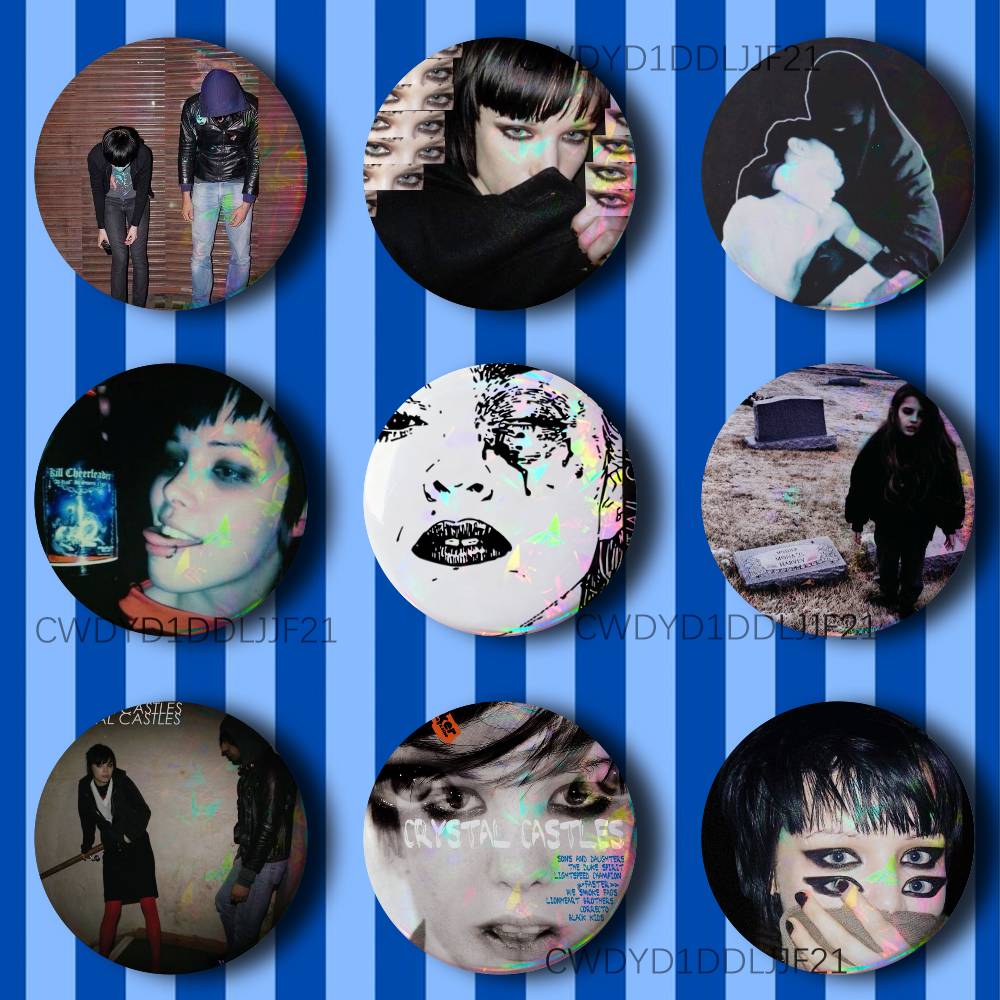 C-Crystal Castles Band Amnesty - Collectible Vintage Brooches recension och pris