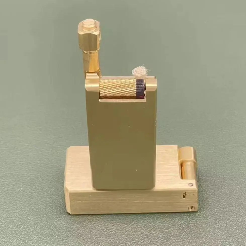 Vintage European Pipe Lighter, - Vintage Collectible Lighters recension och pris